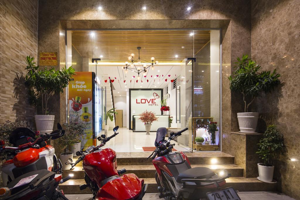Love Hotel Nha Trang Exterior photo