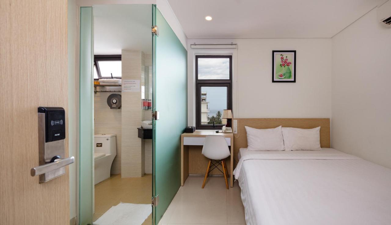 Love Hotel Nha Trang Exterior photo