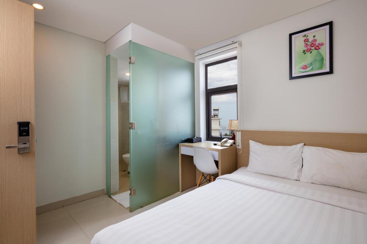 Love Hotel Nha Trang Exterior photo