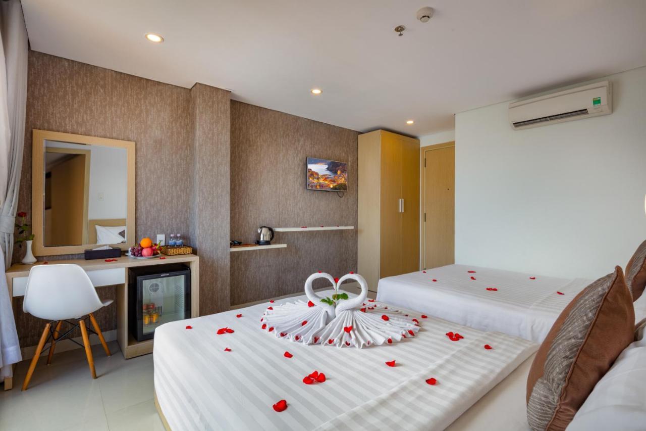Love Hotel Nha Trang Exterior photo