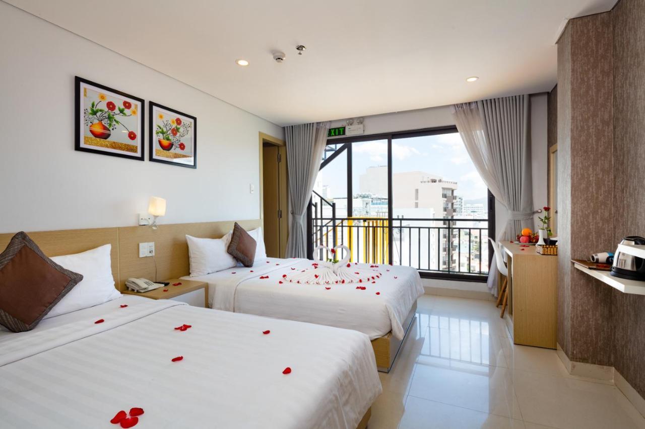 Love Hotel Nha Trang Exterior photo